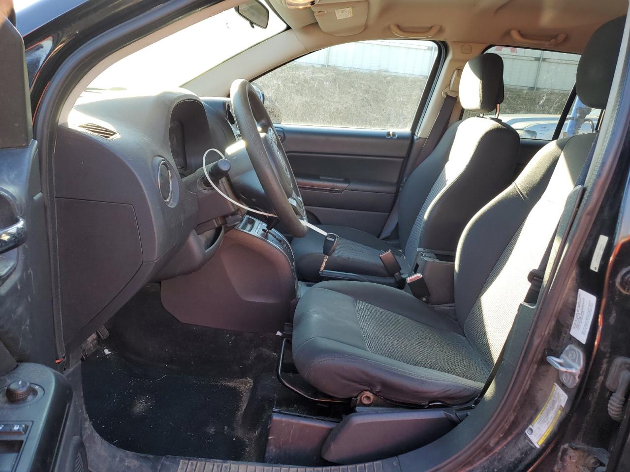 1c4njdbb5cd635544 1C4NJDBB5CD635544 2012 Jeep Compass Sport