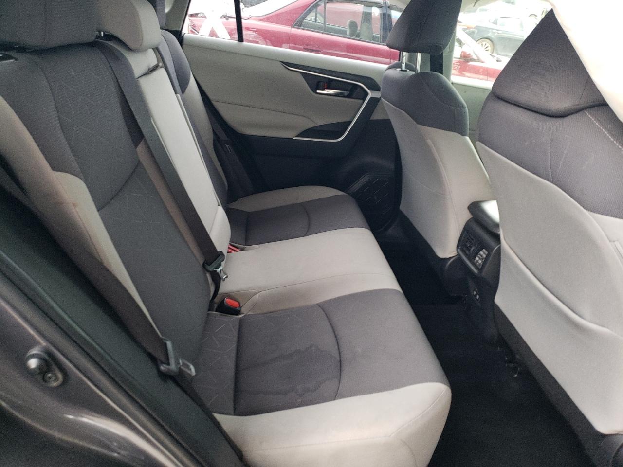 JTMP1RFV5KD033977 TOYOTA RAV4 2019