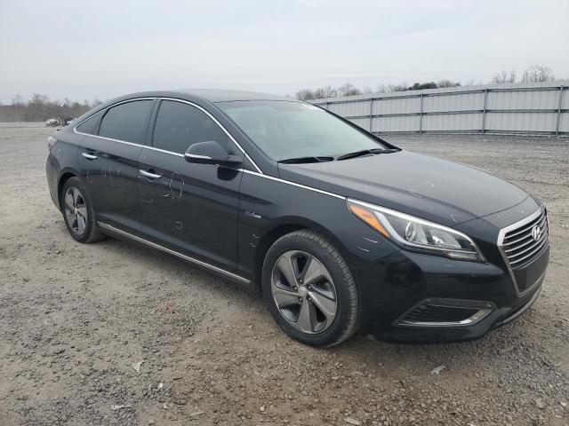 2017 HYUNDAI SONATA PLU KMHE14L25HA049624