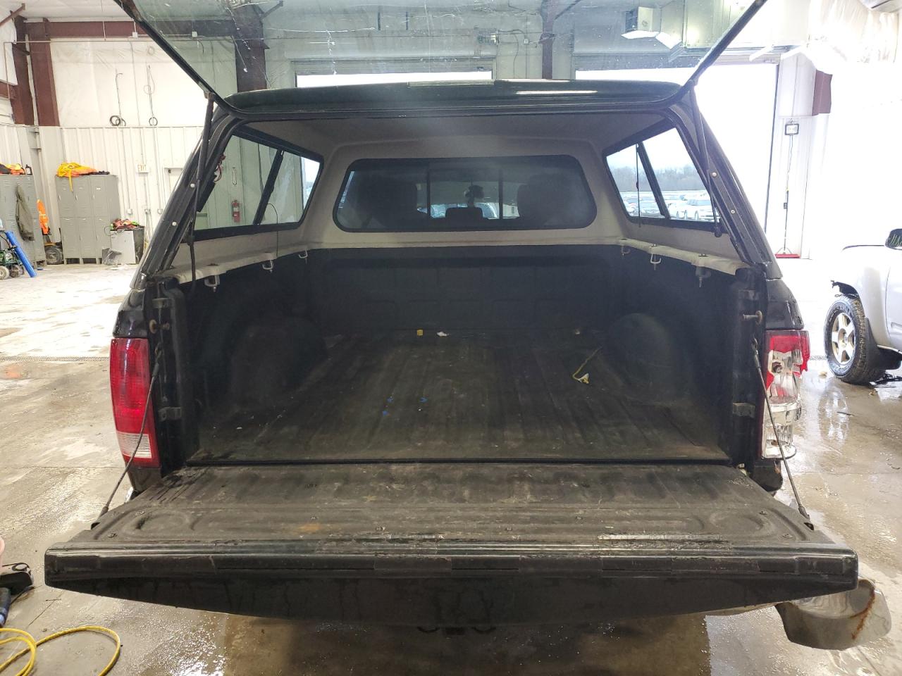 1C6RR7TT0GS166360 2016 Ram 1500 Slt