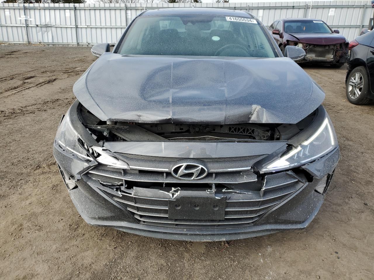 KMHD84LF1KU876195 2019 Hyundai Elantra Sel