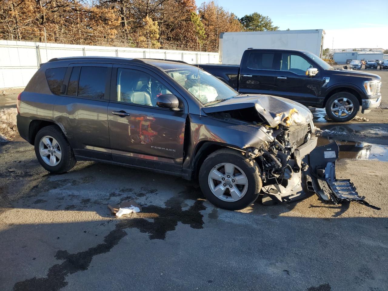 1C4NJCEB4HD182661 2017 Jeep Compass Latitude