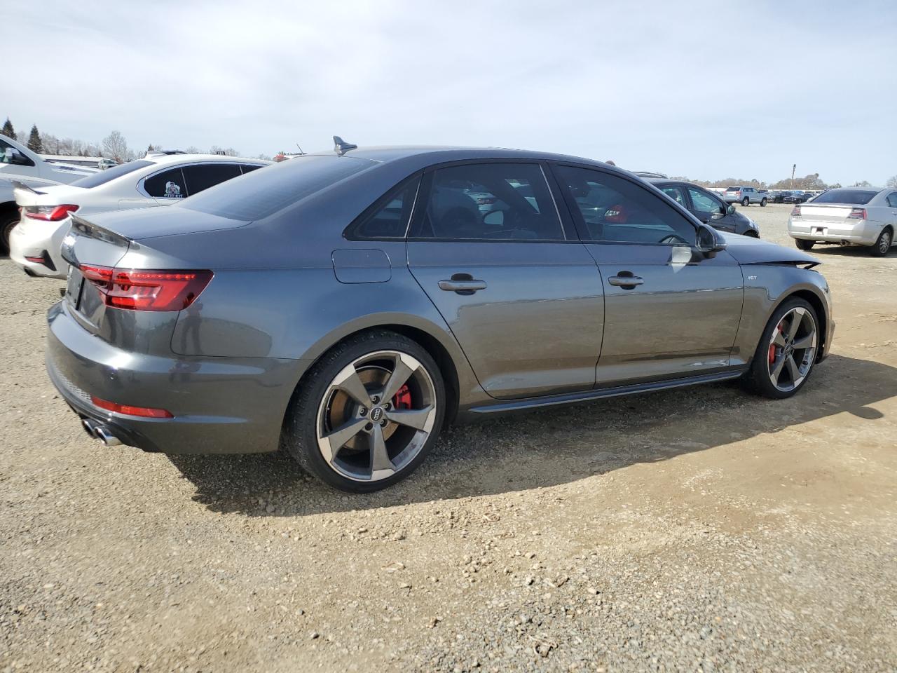 WAUB4AF45JA089957 2018 Audi S4 Premium Plus