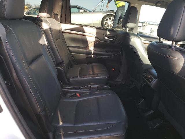 VIN 5TDDKRFH8FS185577 2015 Toyota Highlander, Limited no.11