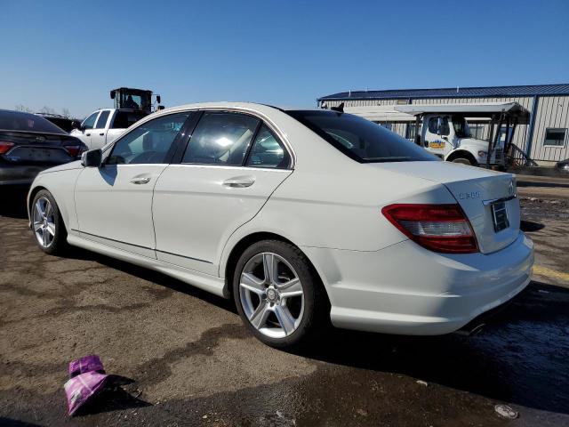 WDDGF8BB5BR154217 2011 MERCEDES-BENZ C-CLASS - Image 2