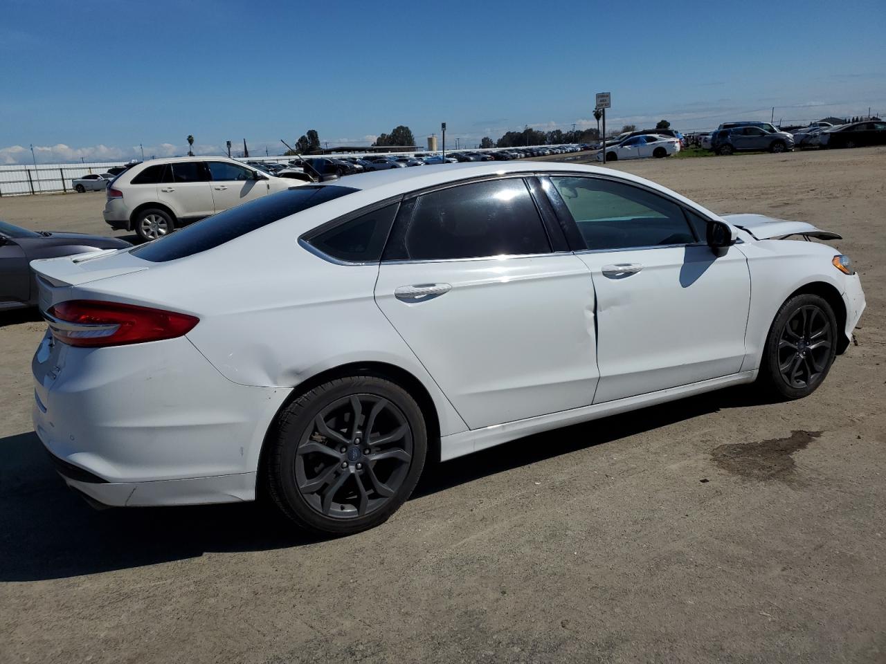 3FA6P0HD4JR205227 FORD FUSION 2018