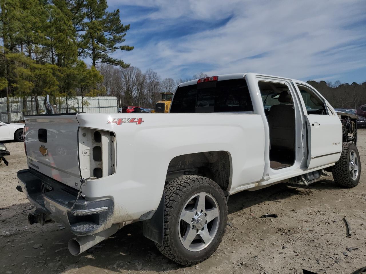 1GC1KVEY8JF163715 CHEVROLET ALL Models 2018