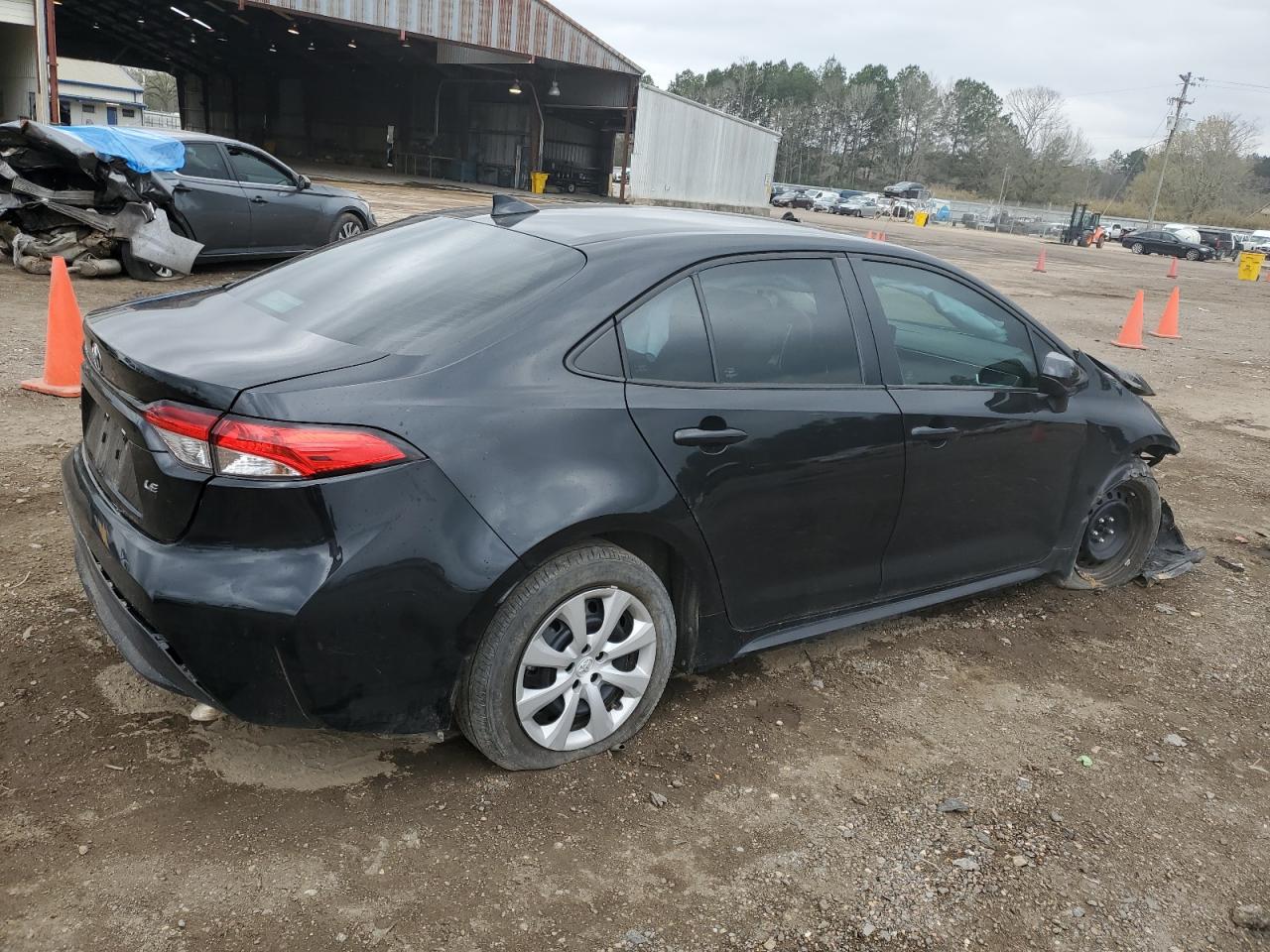 2022 Toyota Corolla Le vin: 5YFEPMAE6NP354234