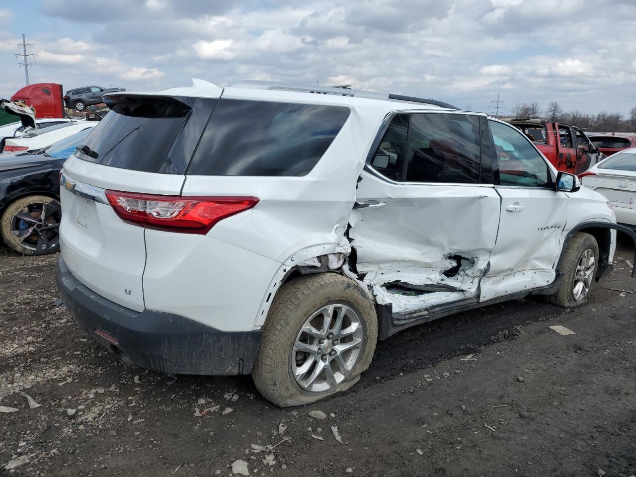 1GNERGKW8JJ251440 CHEVROLET TRAVERSE 2018