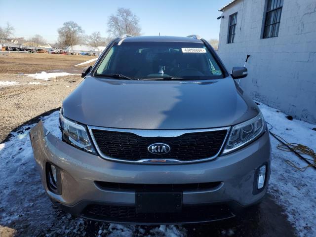 2015 KIA SORENTO LX 5XYKTCA68FG612034