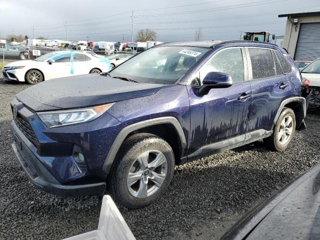 Lot #2501657745 2020 TOYOTA RAV4 XLE salvage car