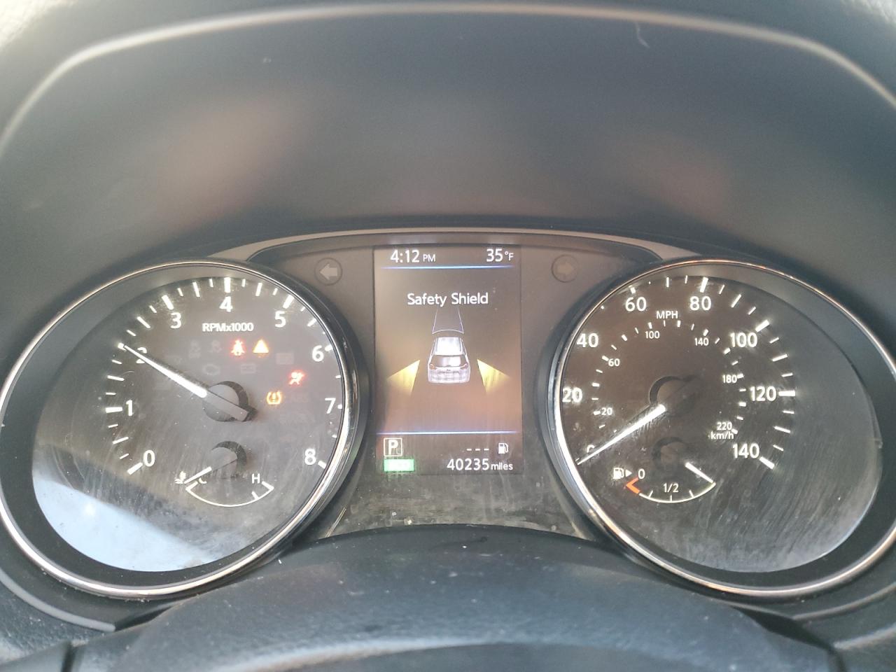 KNMAT2MV4JP599748 NISSAN ROGUE 2018