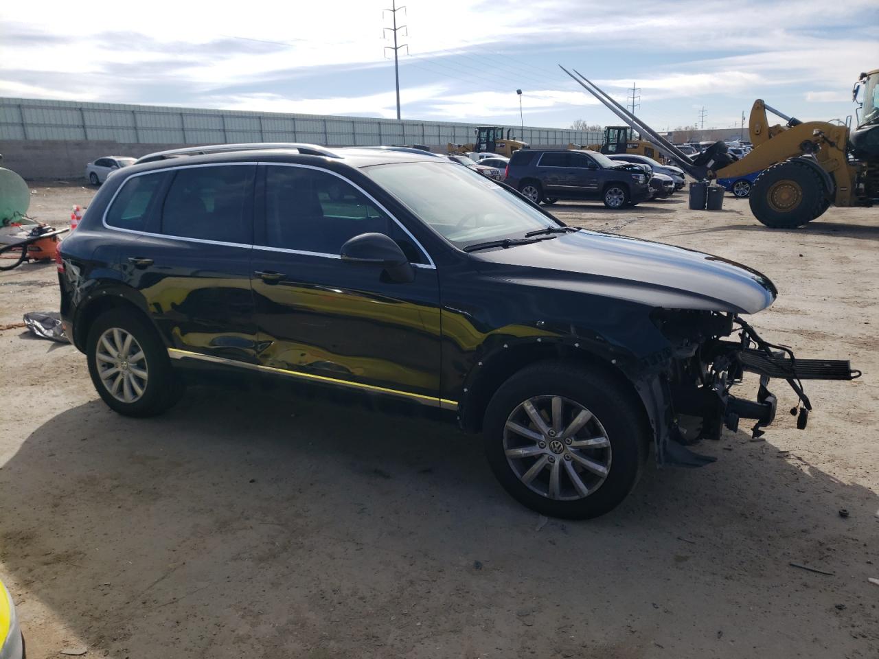 2012 Volkswagen Touareg V6 vin: WVGFF9BP4CD003340