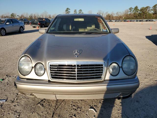 1999 Mercedes-Benz E 320 VIN: WDBJF65HXXA902162 Lot: 44339884