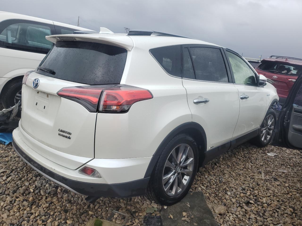jtmdjrev2hd088593 JTMDJREV2HD088593 2017 Toyota Rav4 Hv Limited