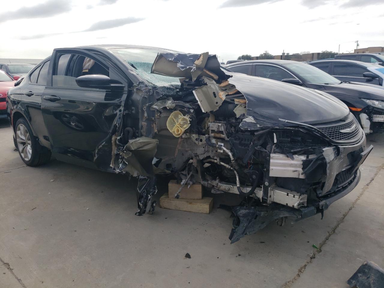 1C3CCCBB2GN115740 CHRYSLER 200 2016