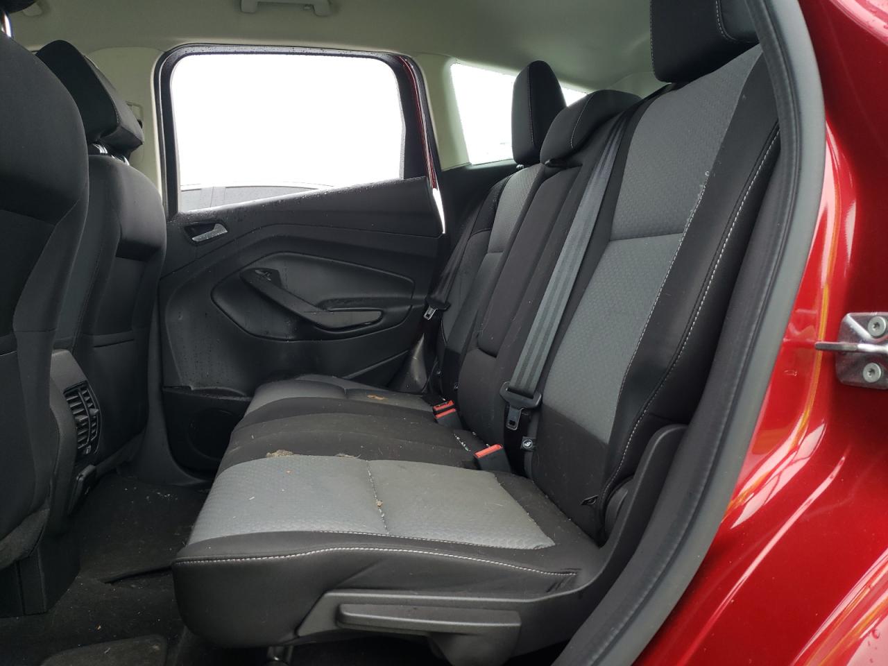 1FADP5EUXHL105909 FORD CMAX 2017