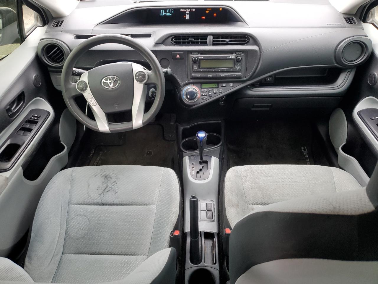 JTDKDTB30E1573956 2014 Toyota Prius C