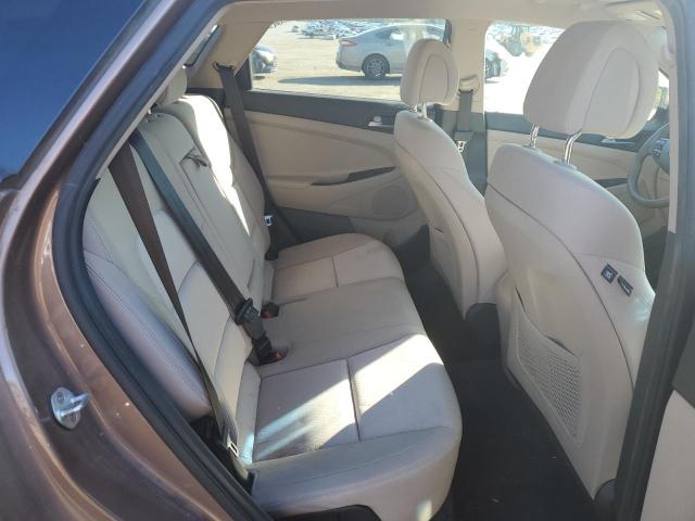 2017 HYUNDAI TUCSON SE KM8J23A41HU576472