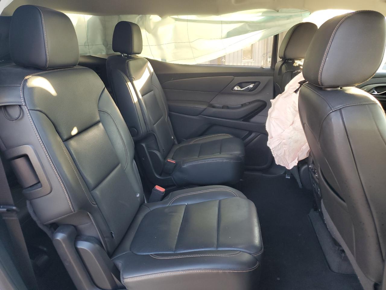 1GNEVKKW0KJ261475 CHEVROLET TRAVERSE 2019