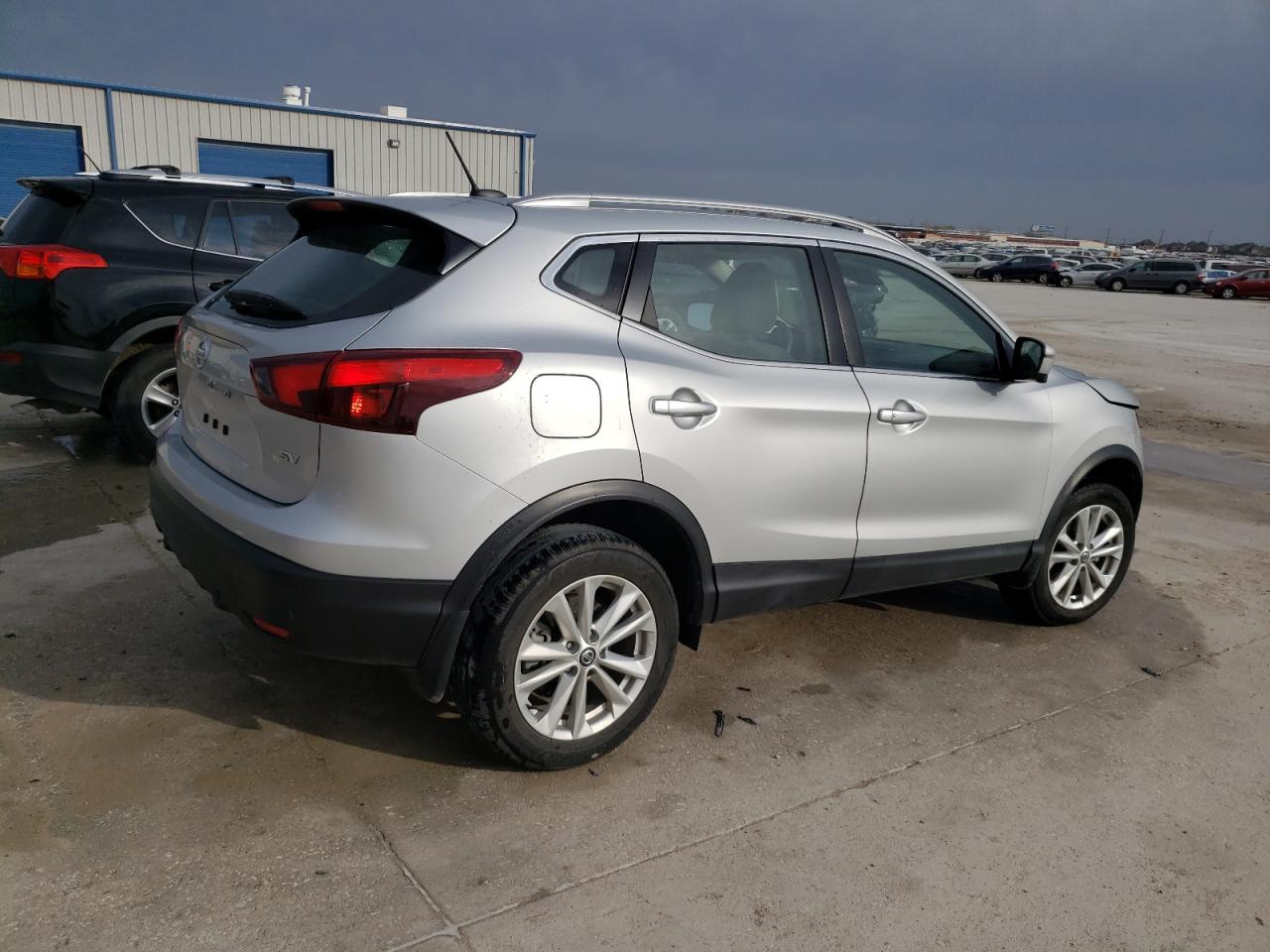 JN1BJ1CP4KW233175 NISSAN ROGUE 2019