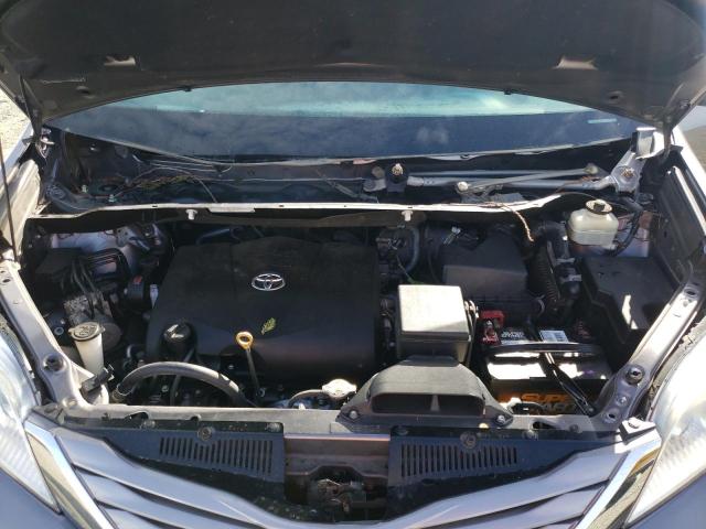2017 TOYOTA SIENNA XLE - 5TDYZ3DC0HS770674