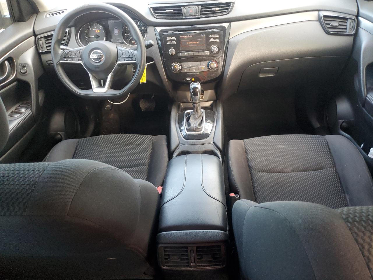 JN1BJ1CP2HW024395 NISSAN ROGUE 2017