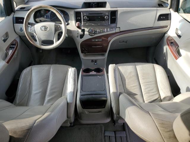 2012 Toyota Sienna - Image 8