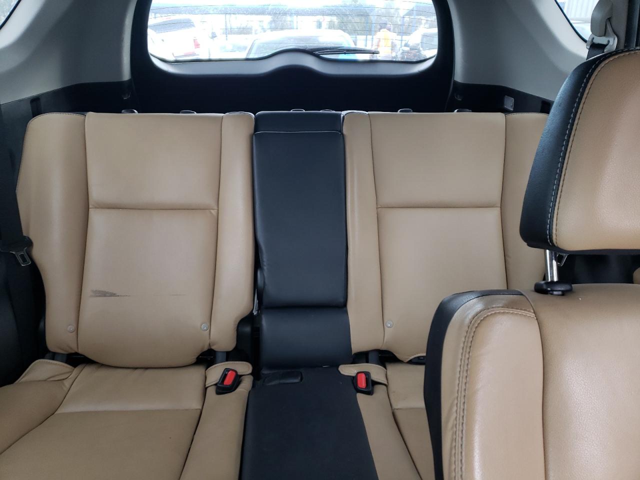 2T3YFREV1JW472280 TOYOTA RAV4 2018