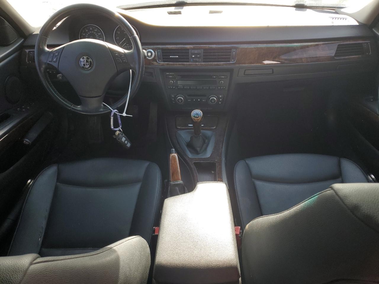 WBAVC93547KZ71992 2007 BMW 328 Xi