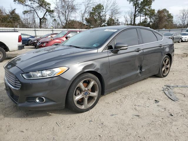 Lot #2461790473 2016 FORD FUSION SE salvage car