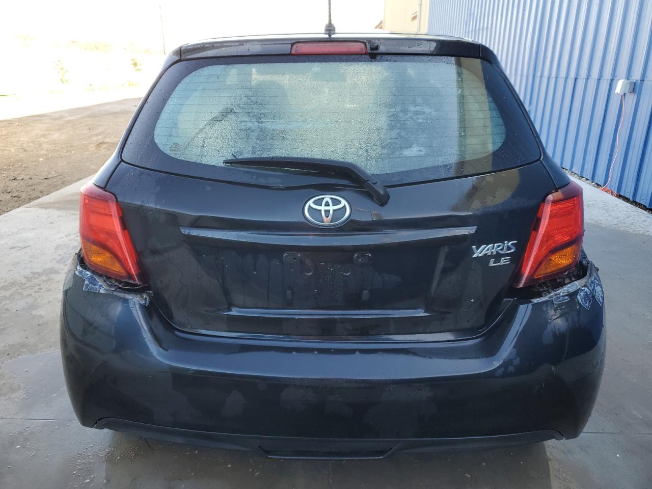 VNKKTUD34HA074563 2017 Toyota Yaris L