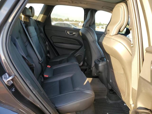 2022 VOLVO XC60 B5 IN - YV4L12RL3N1951326