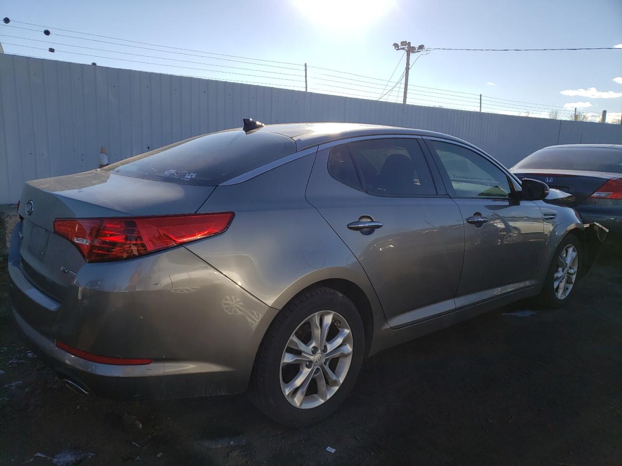 2012 Kia Optima Ex vin: 5XXGN4A76CG044400