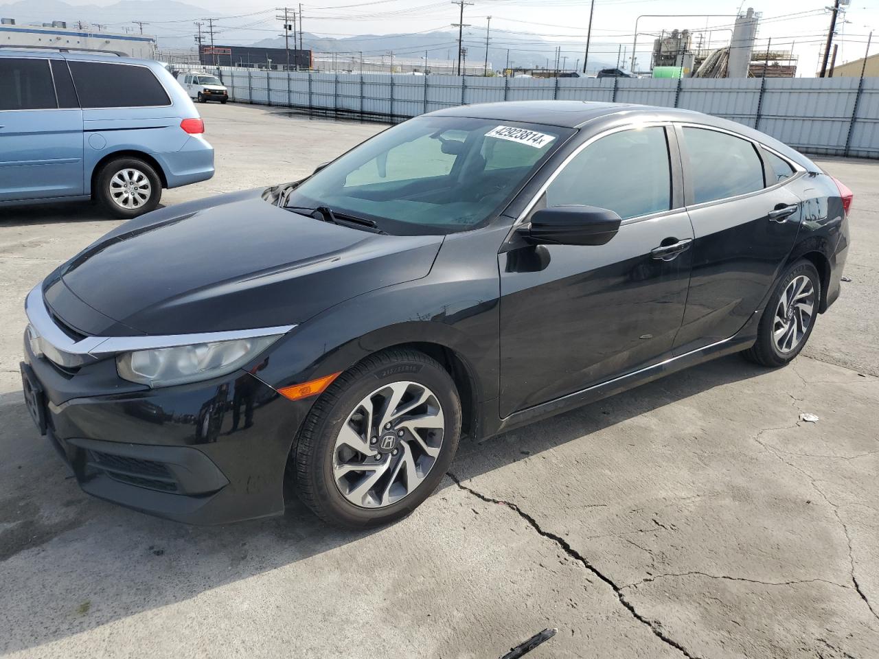 2HGFC2F76GH551171 HONDA CIVIC 2016