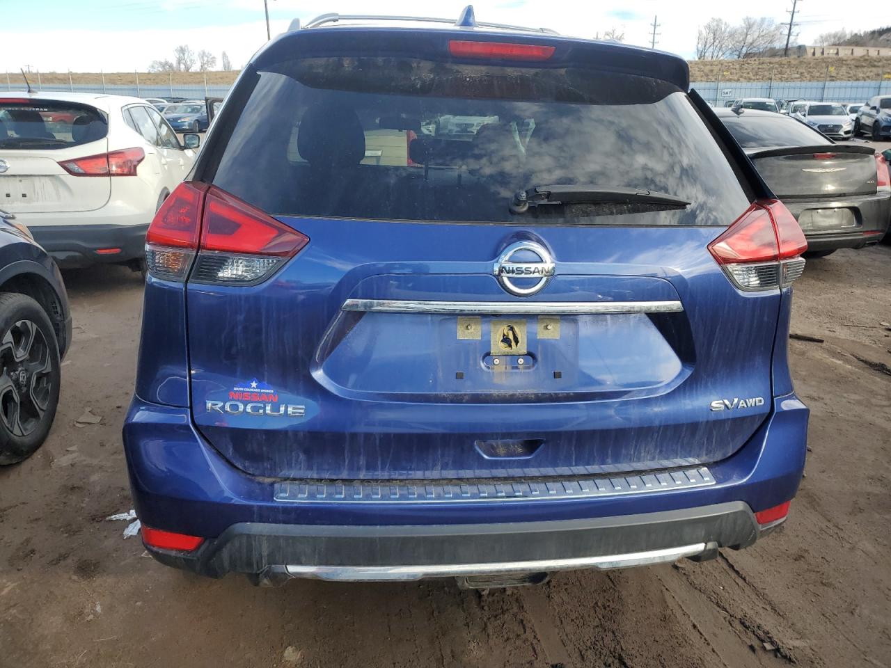 JN8AT2MV7JW346675 NISSAN ROGUE 2018