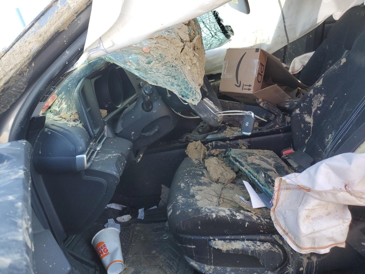 KMHLM4AG6NU357103 2022 Hyundai Elantra Sel