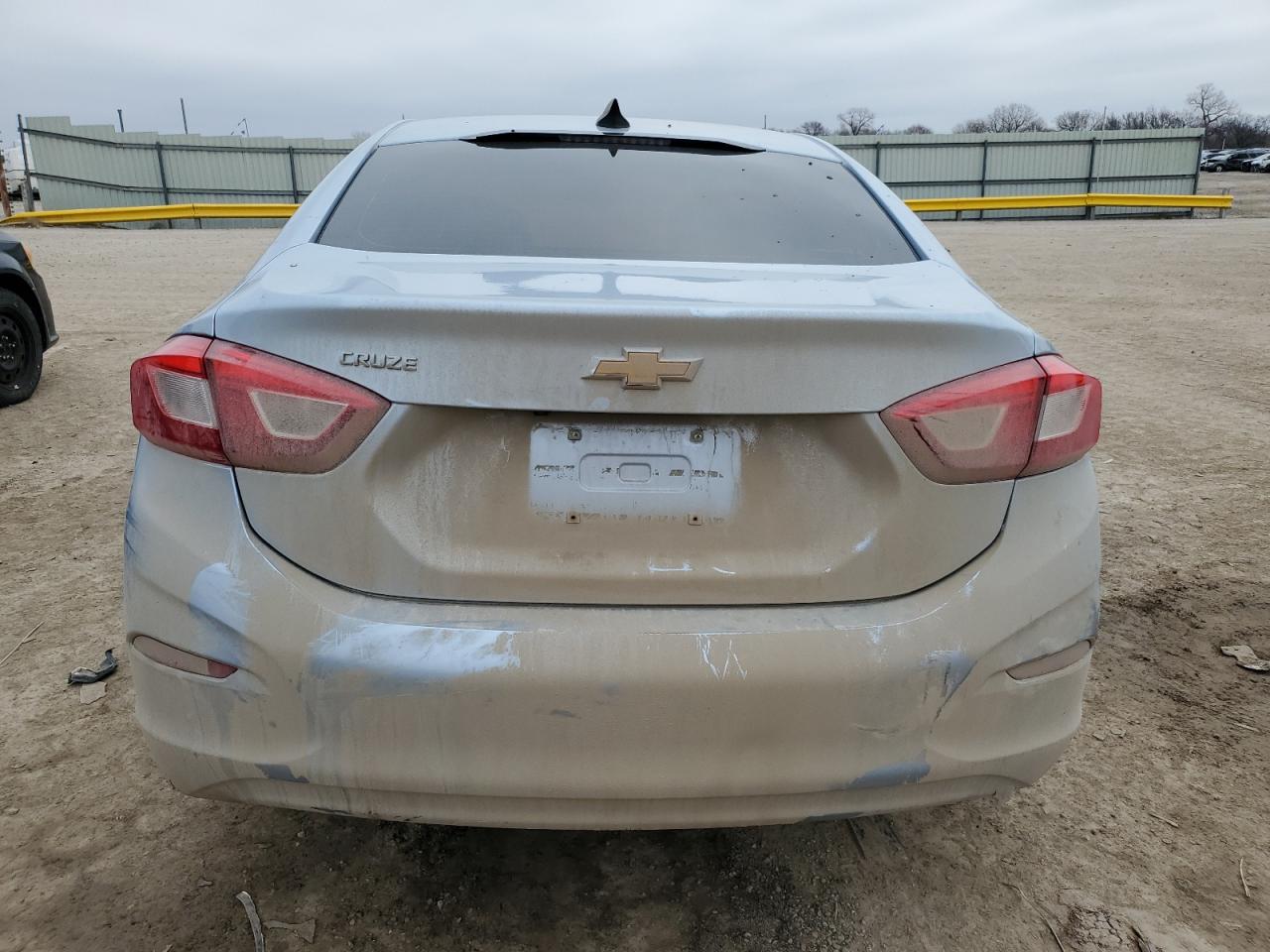 1G1BC5SM4J7134072 CHEVROLET CRUZE 2018