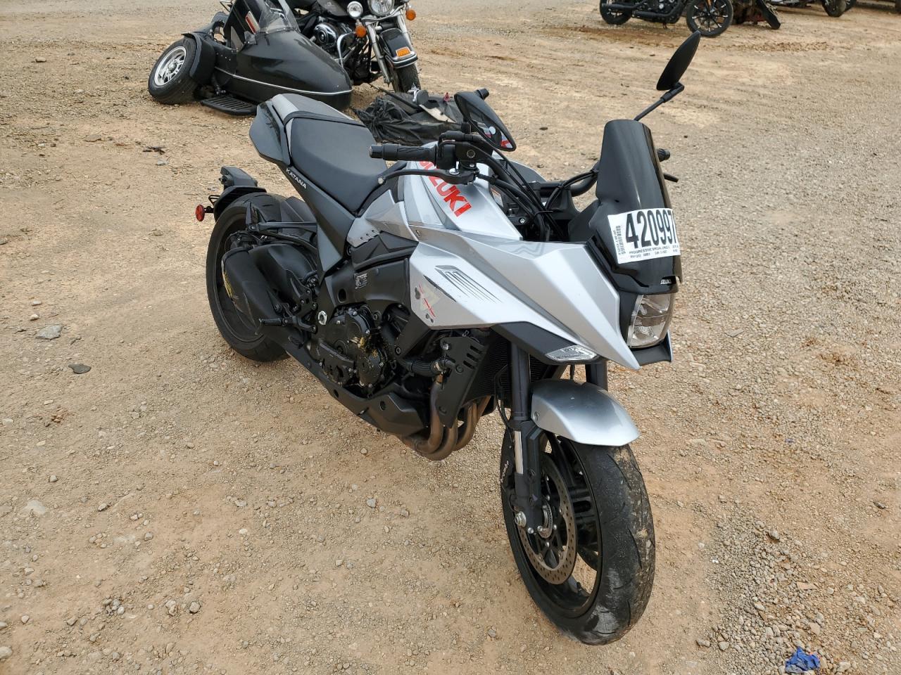 JS1GT7DB4L7100537 SUZUKI GSX-S 1000 2020