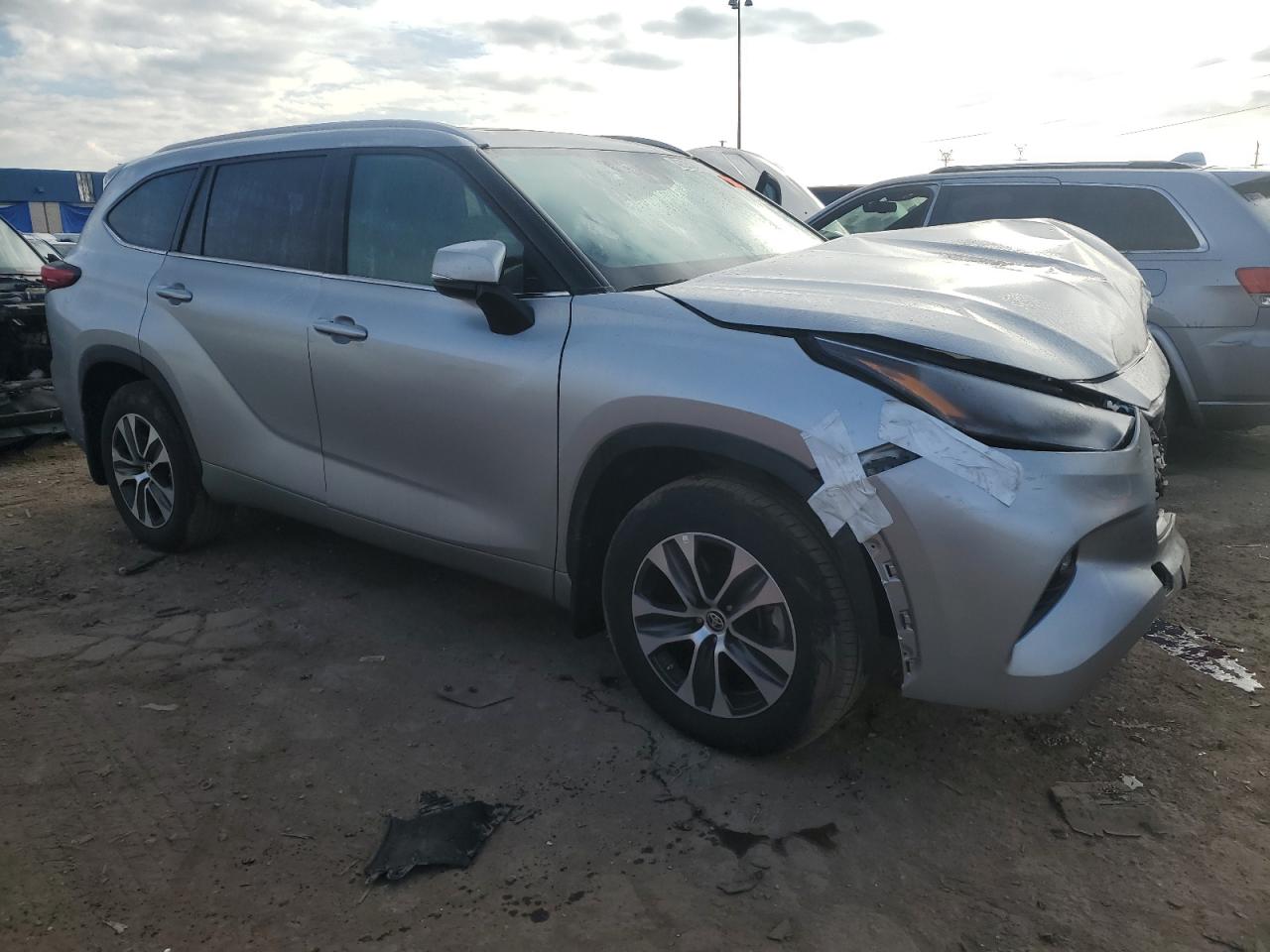 5TDGZRBH3NS576102 TOYOTA HIGHLANDER 2022