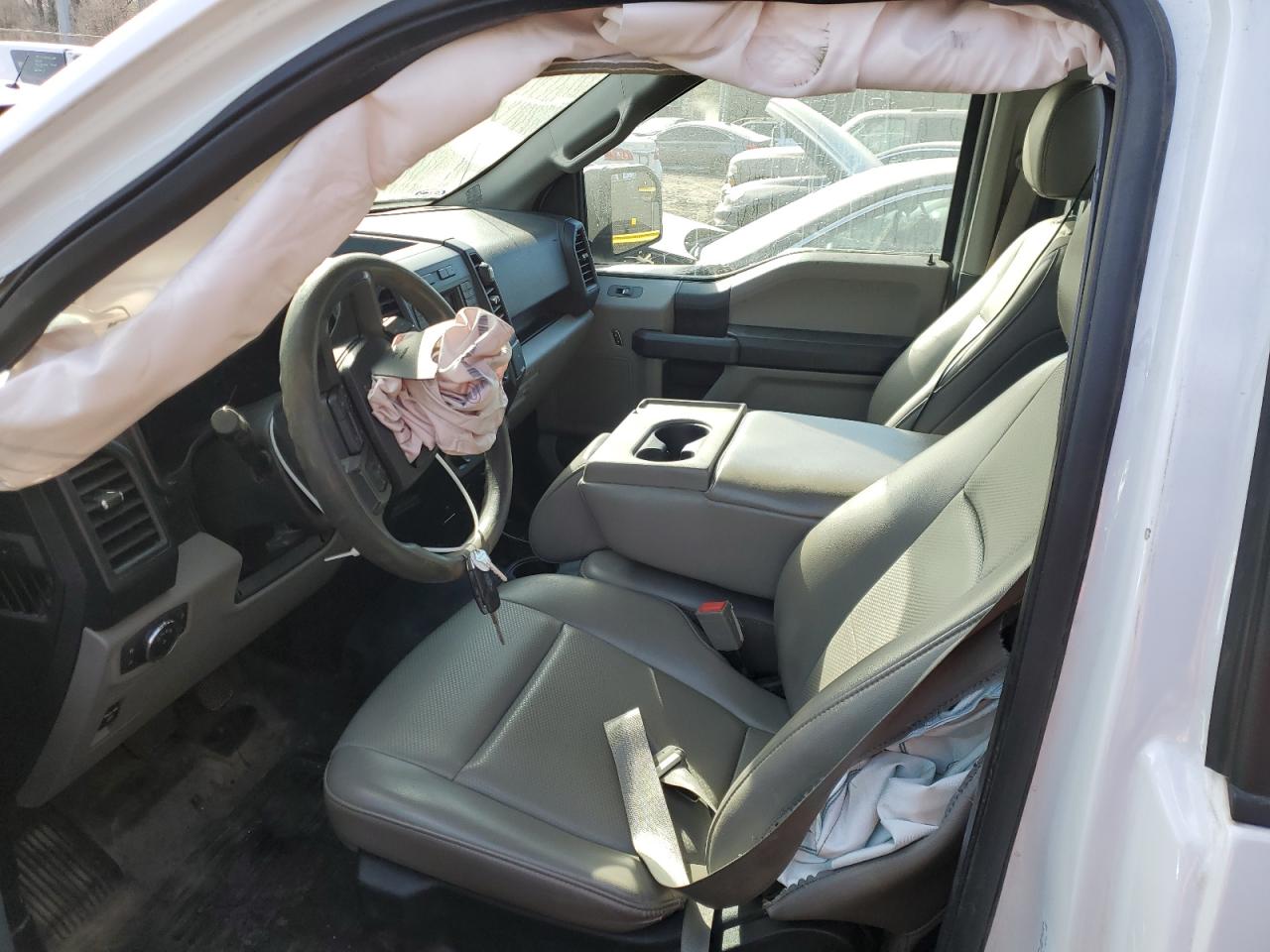 1FTMF1CB3JKF51046 2018 Ford F150