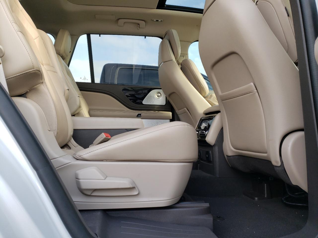 5lm5j7xcxmgl04079 5LM5J7XCXMGL04079 2021 Lincoln Aviator Reserve