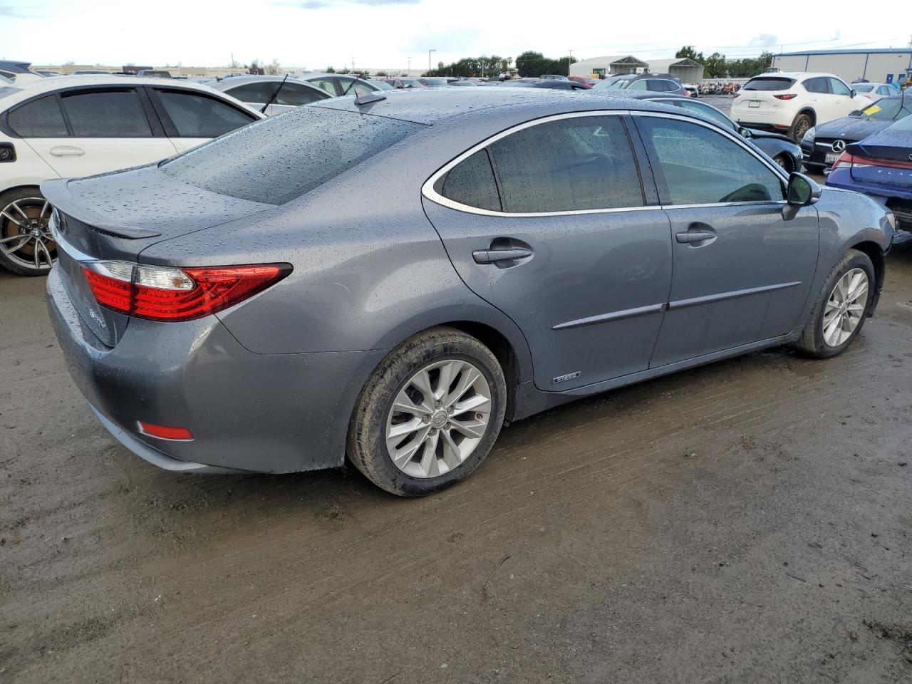 JTHBW1GG5E2068787 2014 Lexus Es 300H