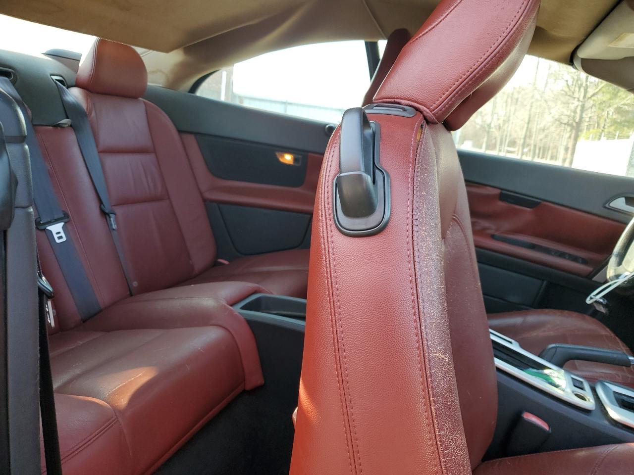 yv1672mcxbj107408 YV1672MCXBJ107408 2011 Volvo C70 T5