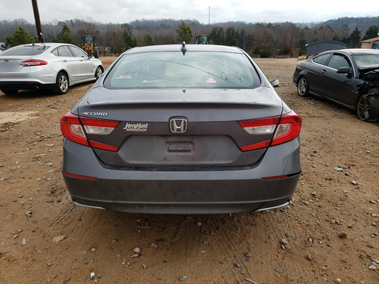 1HGCV1F16JA235018 HONDA ACCORD 2018