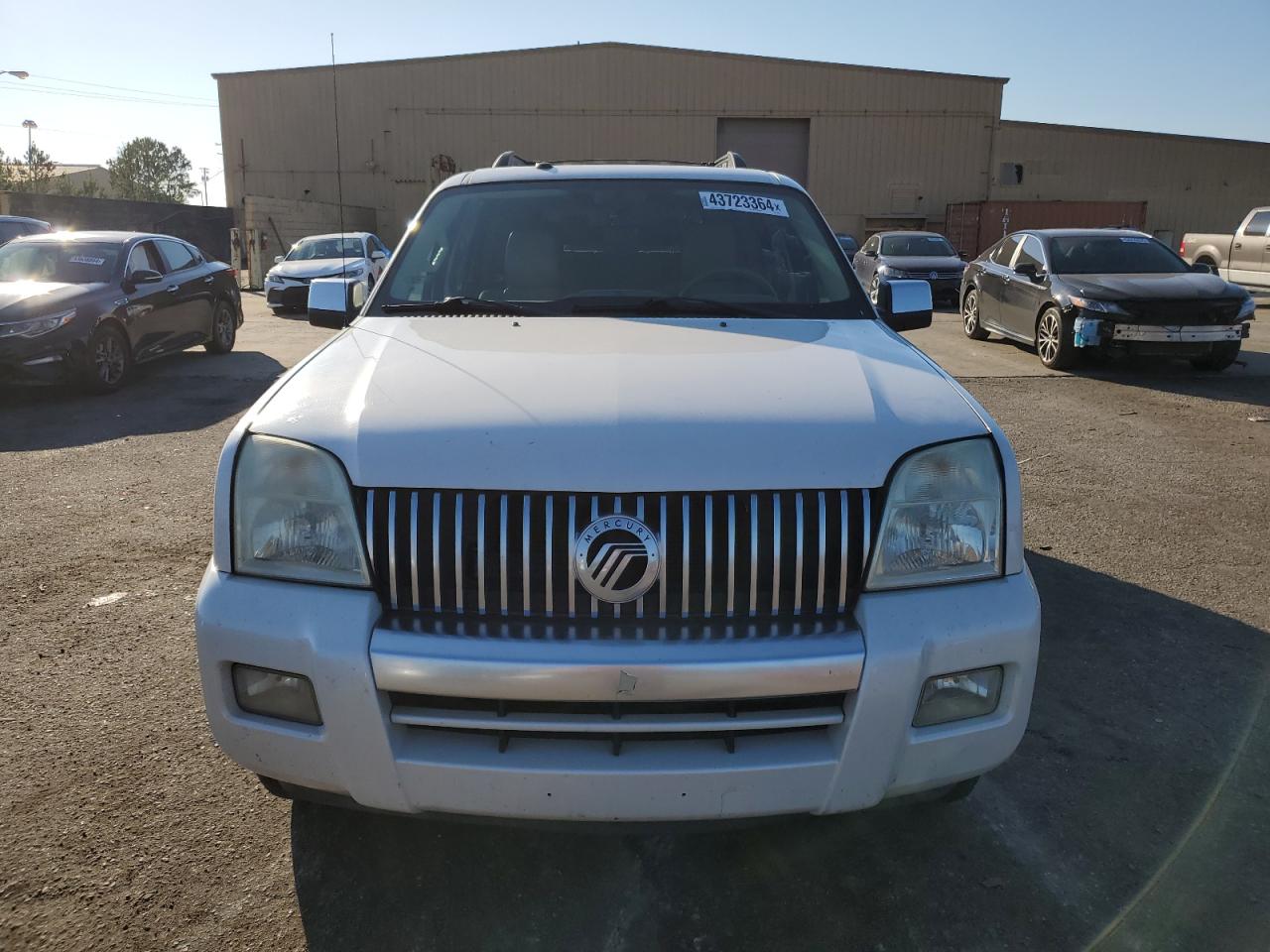 4M2EN3JE0AUJ00221 2010 Mercury Mountaineer Premier