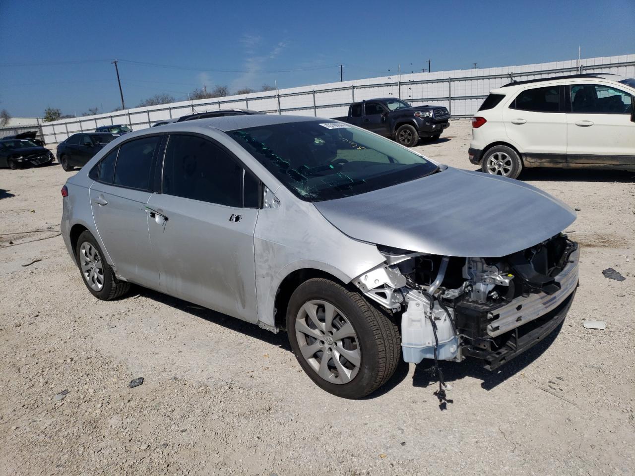 2022 Toyota Corolla Le vin: 5YFEPMAE2NP392334