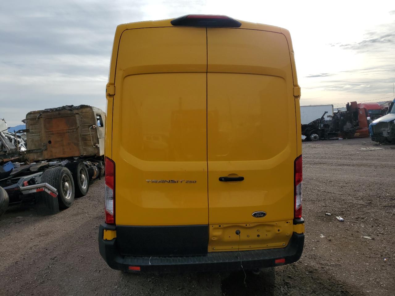 1FTBR1X86MKA60262 FORD TRANSIT 2021