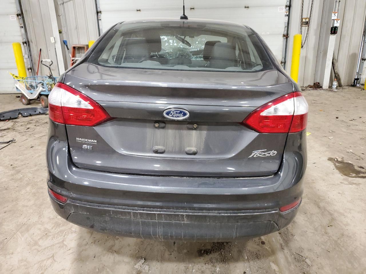 3FADP4BJ3HM155571 2017 Ford Fiesta Se