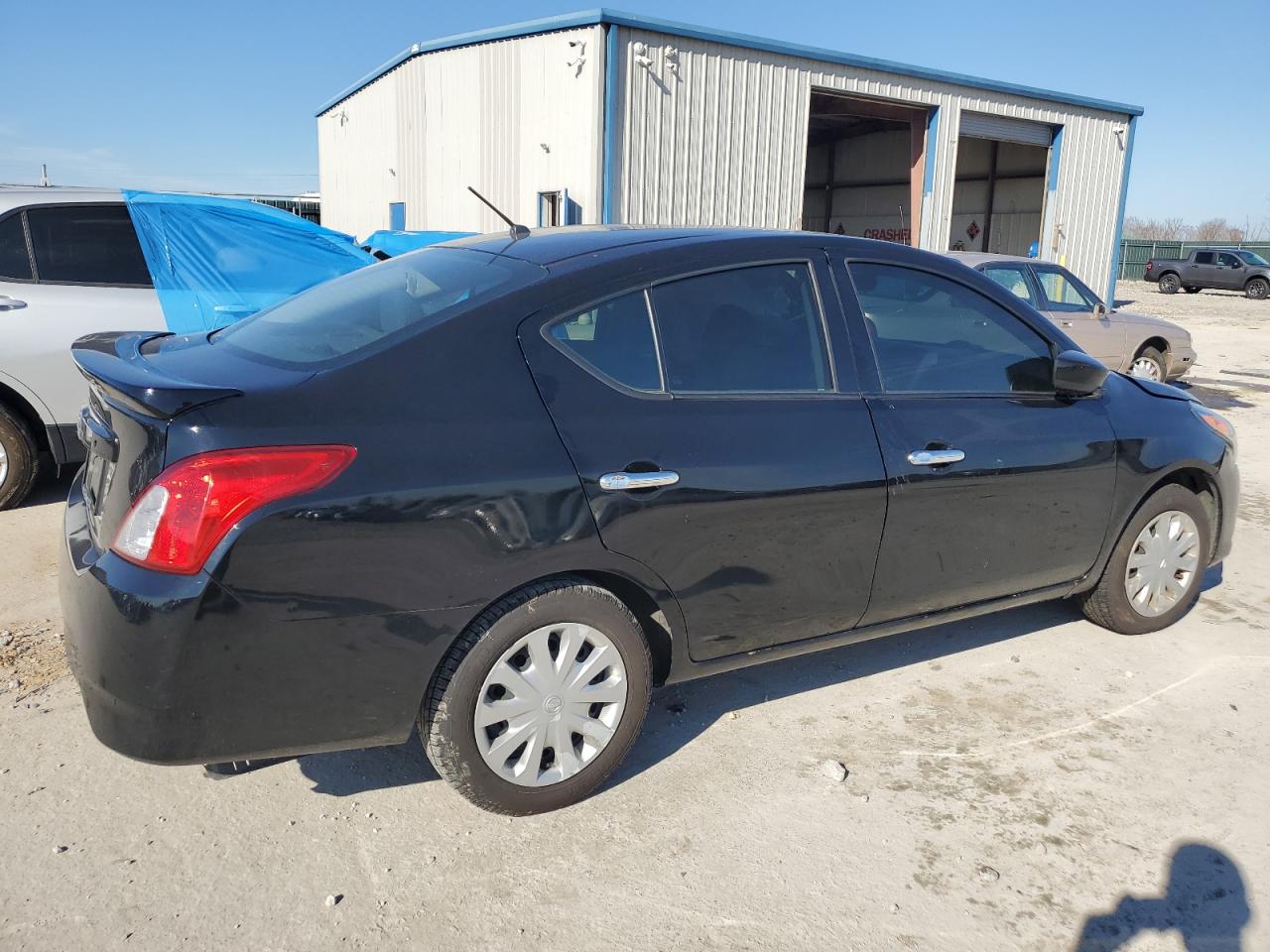 Lot #2469053847 2019 NISSAN VERSA S